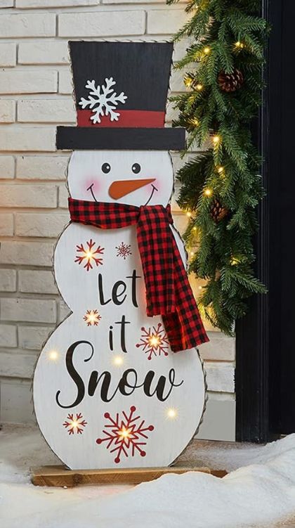 Snowman Christmas Decoration – balloon and flower decoration by ARVDecor