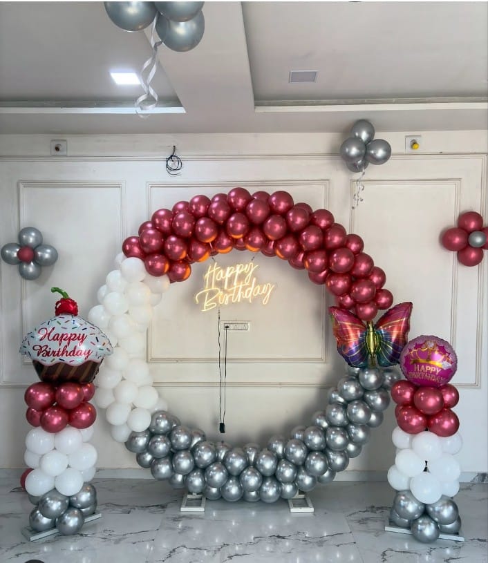 Pink Silver Red Ring Backdrop – balloon and flower decoration by ARVDecor